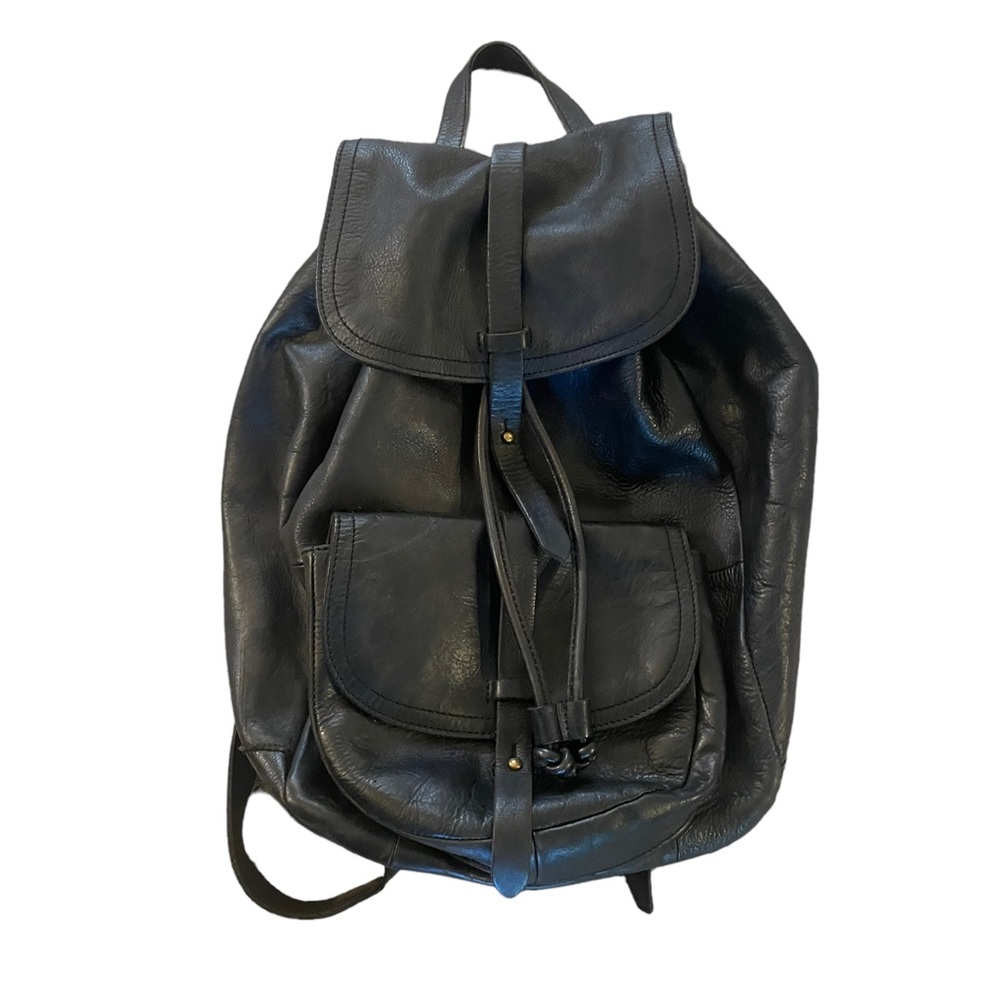 Black leather chic Madewell backpack